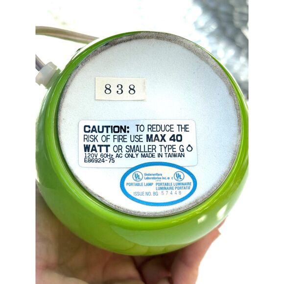 RARE VTG IKEA Kvintant Green Handmade Glass Hourglass Lamp Size 8.25"H x 4.5"W - Picture 11 of 12
